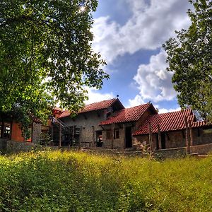 Kanha Earth Lodge
